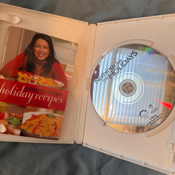 Nothing Like the Holidays (DVD) Tested, Working - Picture 3 of 3